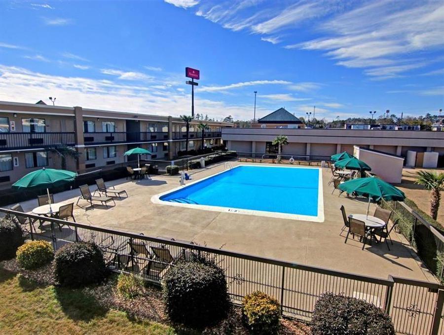Hotel Ramada By Wyndham Macon Exterior foto